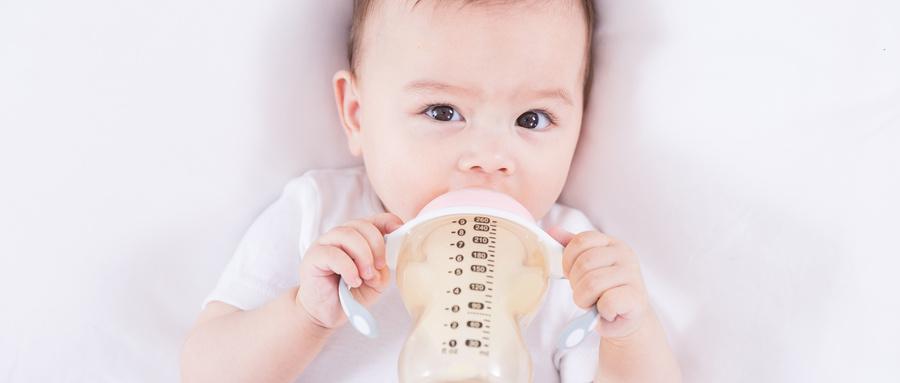 如何给宝宝戒奶才正确 v2-8a9c7c20f7e830e8344035a4b8bbbfe7_1440w.jpg?source=172ae18b