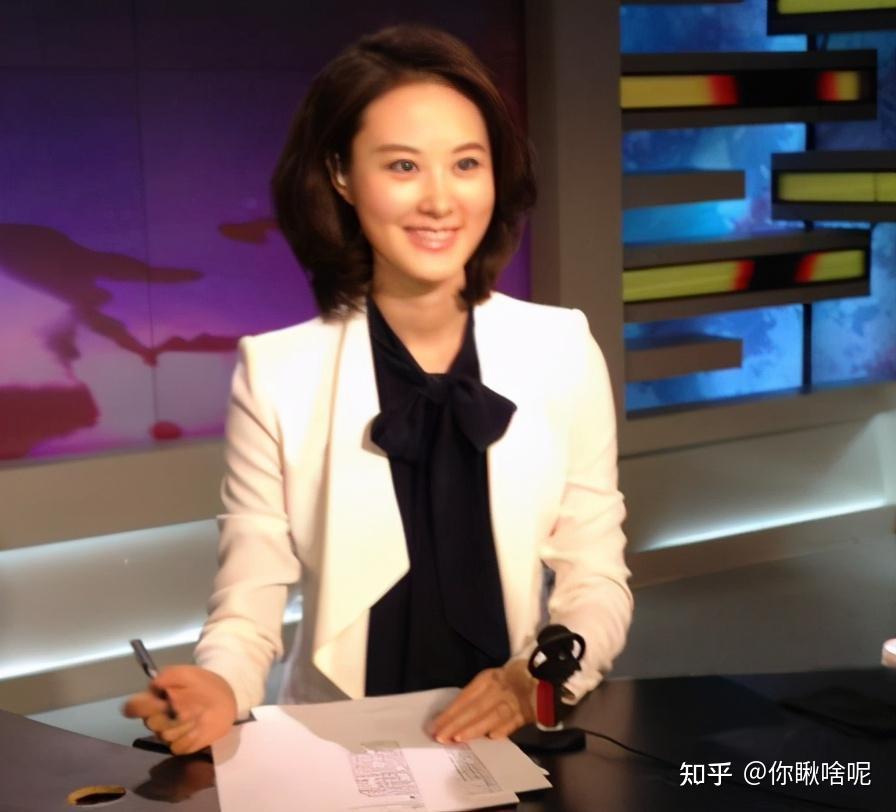 秦方：从重庆走出的央视著名主持人，男友在雾中迷路了 - 知乎