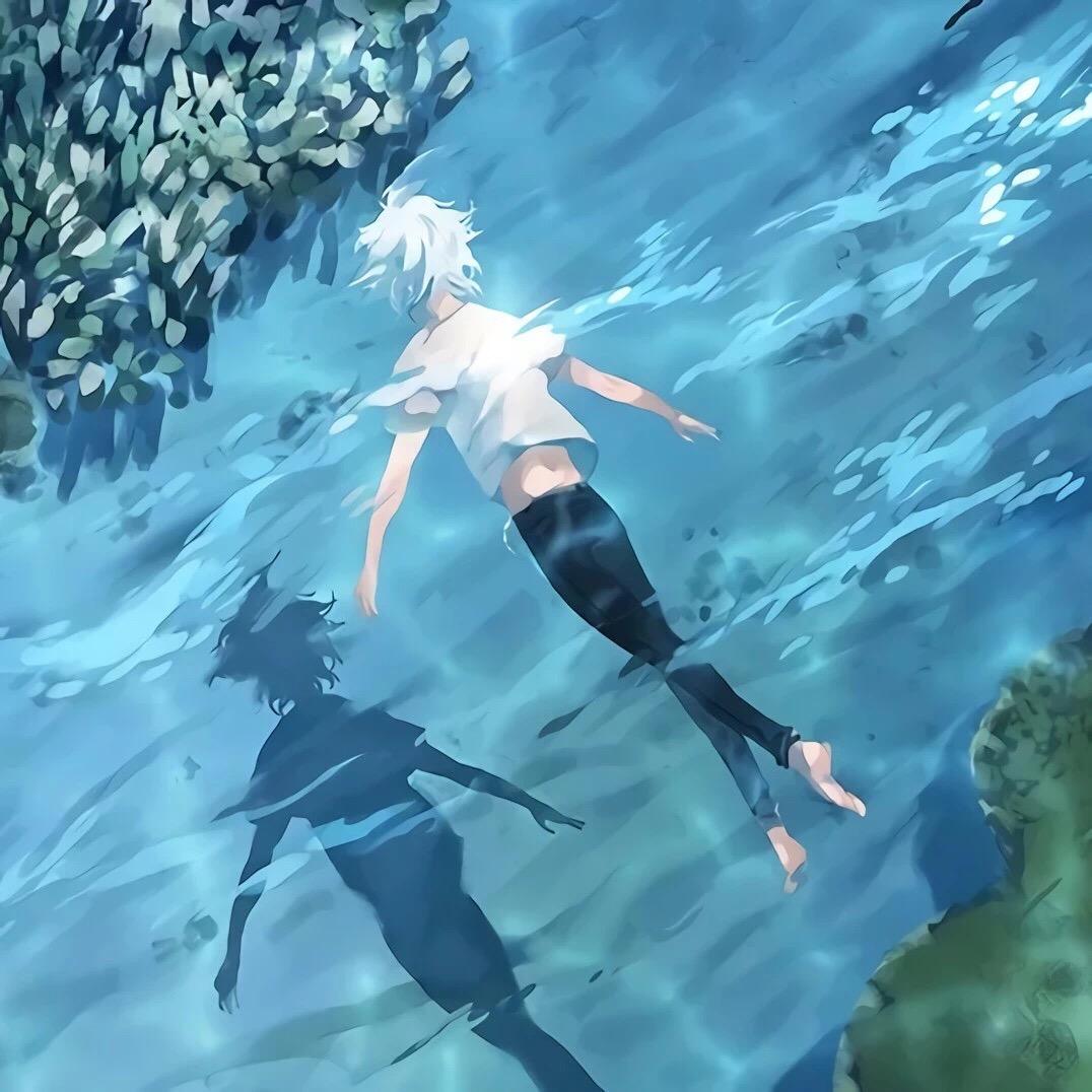 有没有女生沉溺深海的头像