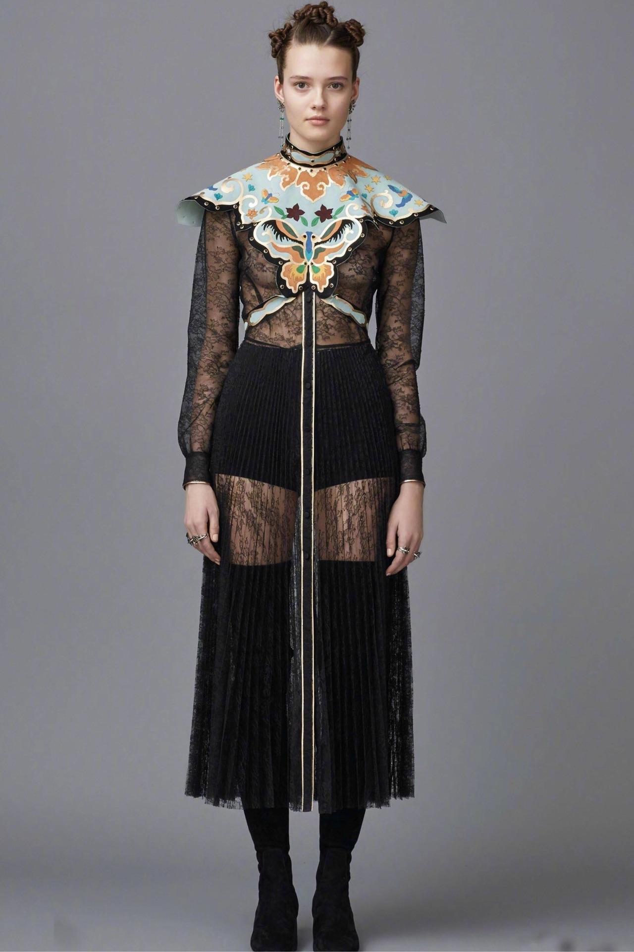 有哪些带有京剧元素的现代服饰? - 知乎