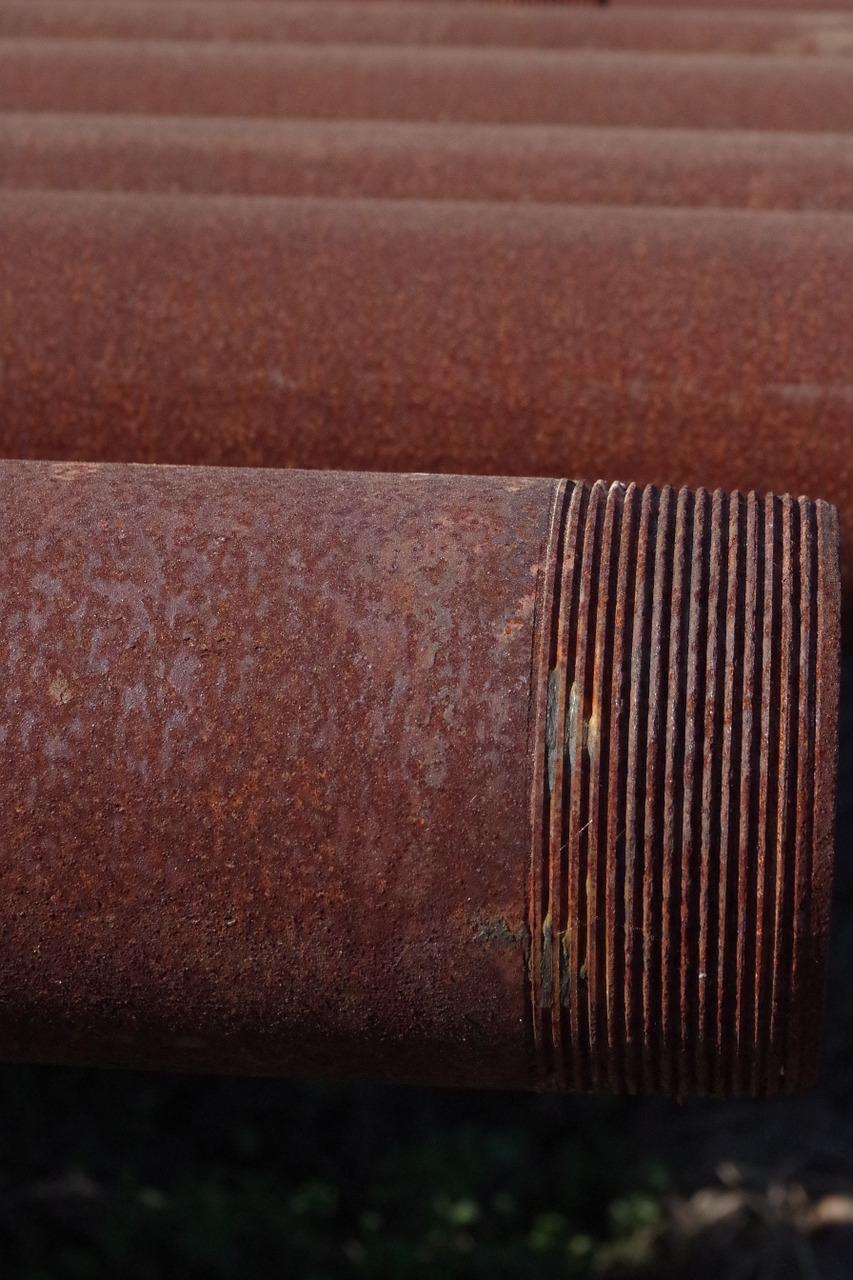 2. 食醋浸泡除锈