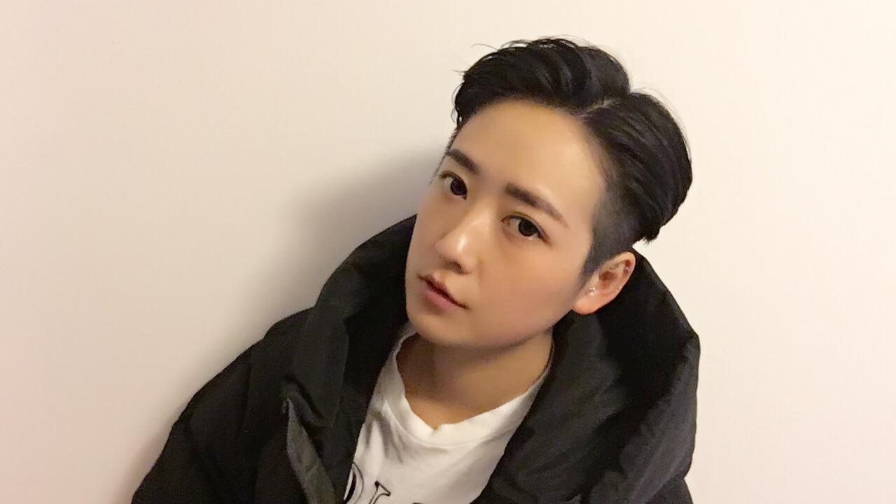 短发中性的女生该怎么化妆