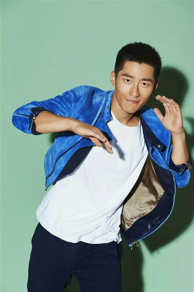 窦骁的美图或搞怪图有哪些?-窦骁帅照