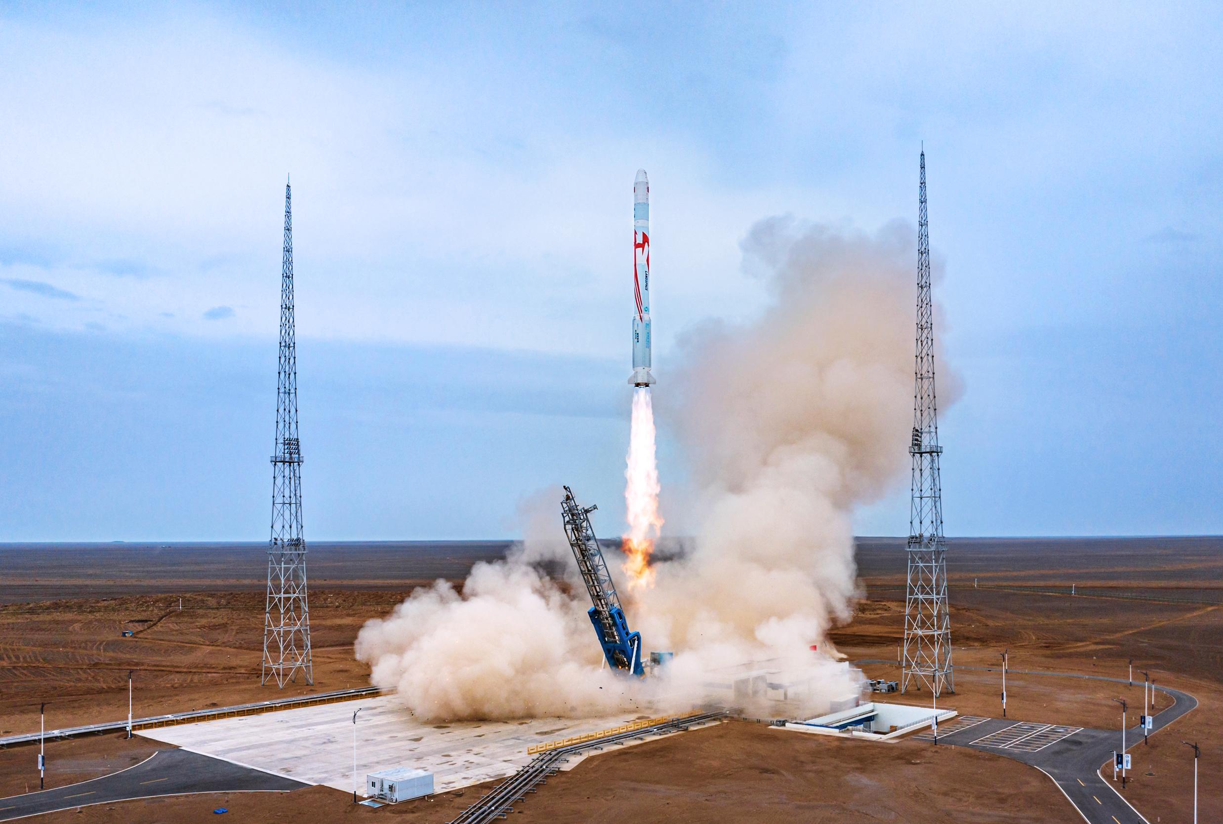 朱雀二号遥二运载火箭发射成功,系全球首枚成功入轨的液氧甲烷火箭,哪些信息值得关注? - 知乎