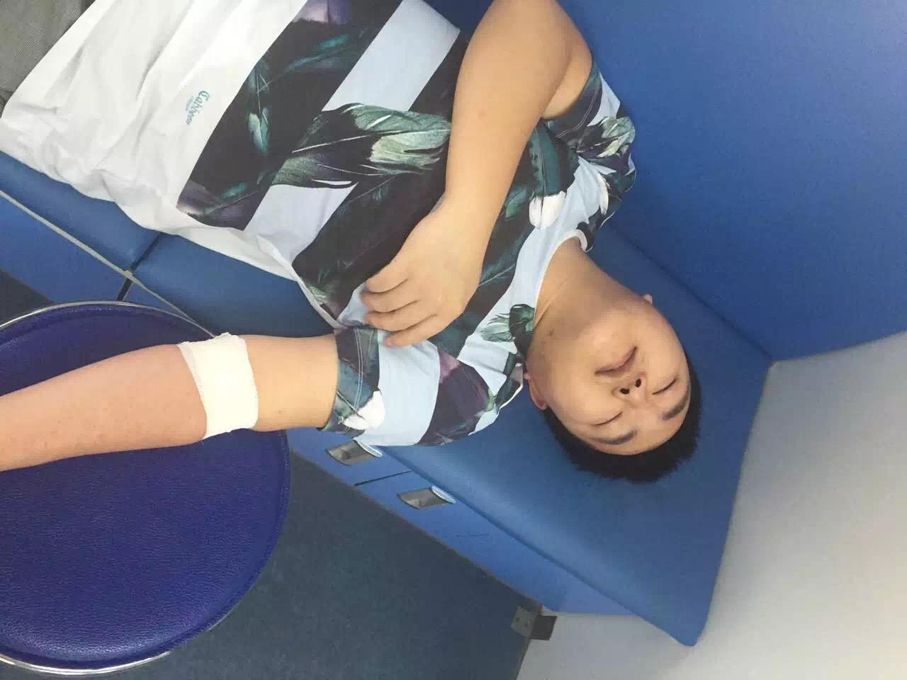 如何克服晕血晕针