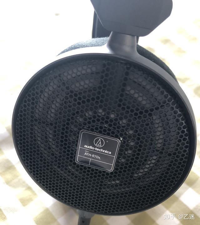 v2- v2-