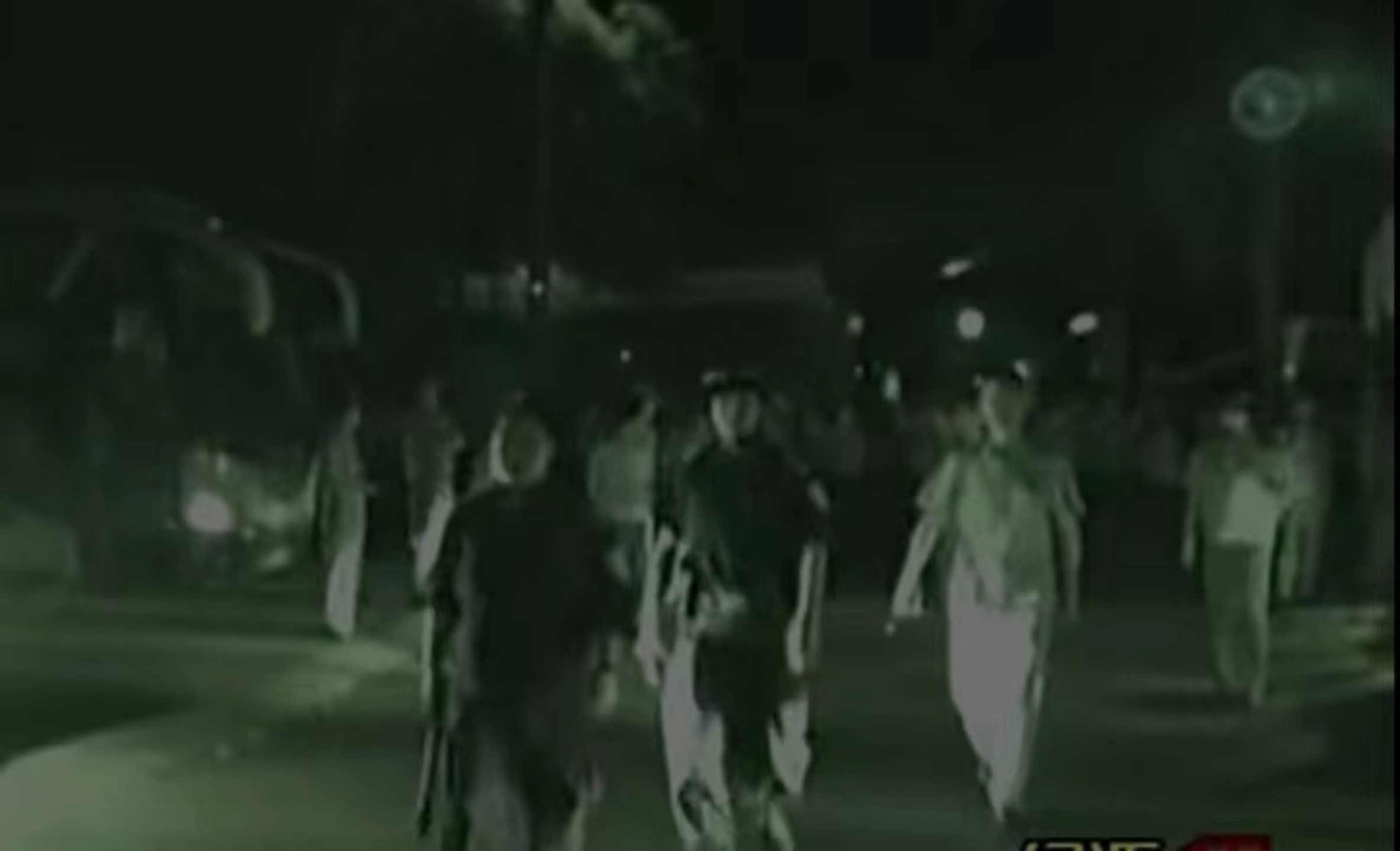 图 2:警方夜间突袭「天上人间」