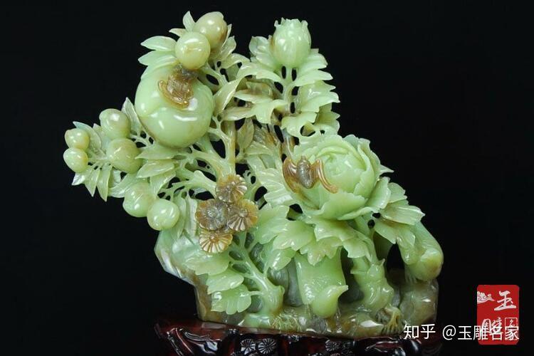 翡翠風　置物　和田玉　岫玉 天然石 美品岫玉 軟玉/翡翠/和田玉パワーストーン ブレスレット11.5mm