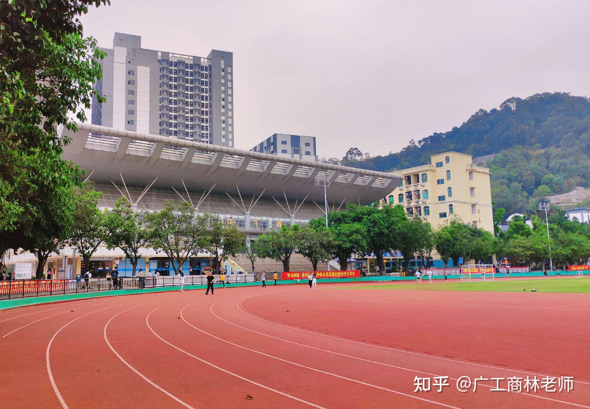 广州工商学院花都校区是什么样的