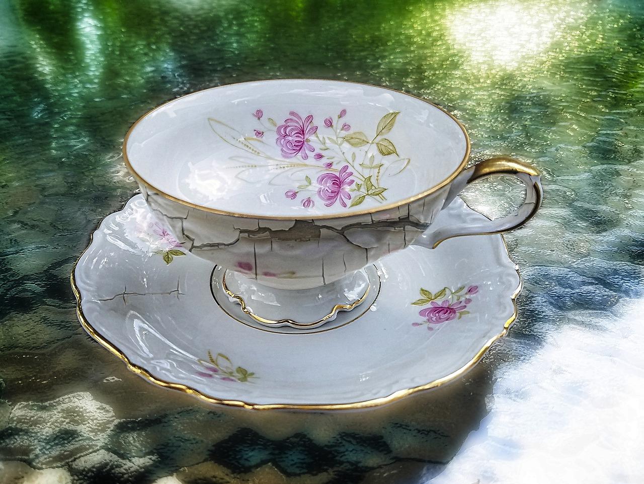 怎么去除茶杯里的霉味