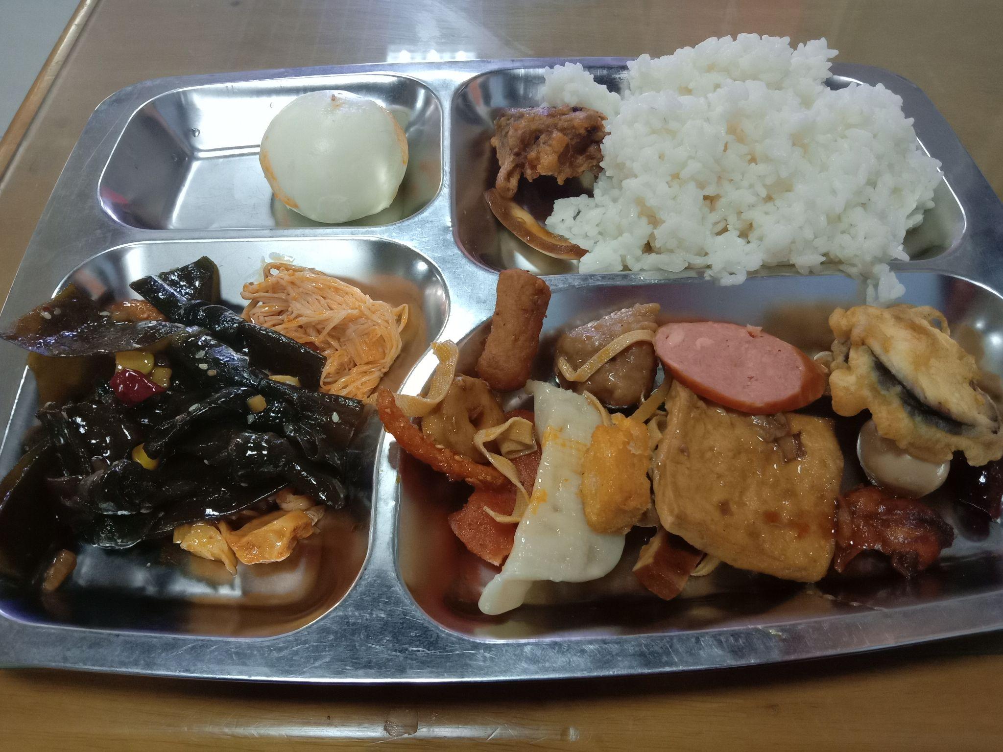 学校食堂的饭菜好吃是种怎样的体验?