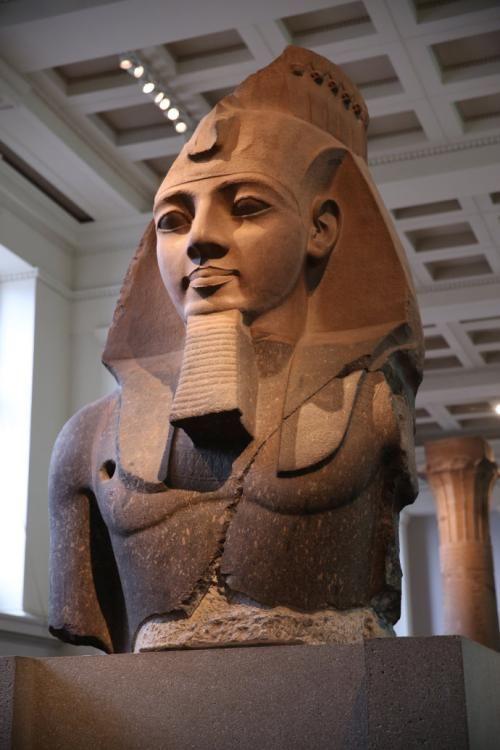 埃及法老长得像中国人吗为什么