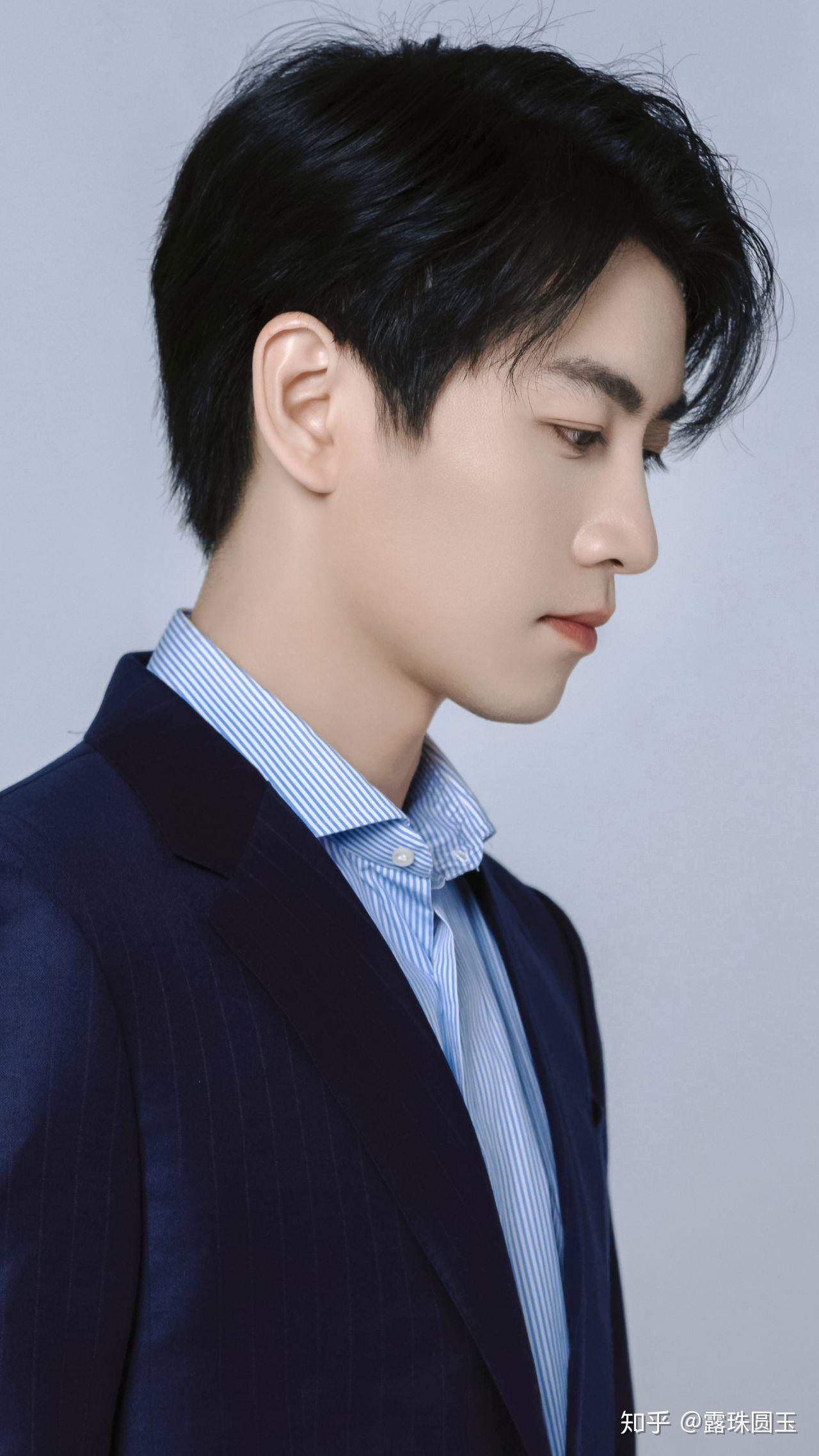 陈晓在85后男明星中颜值算顶尖的吗? - 知乎