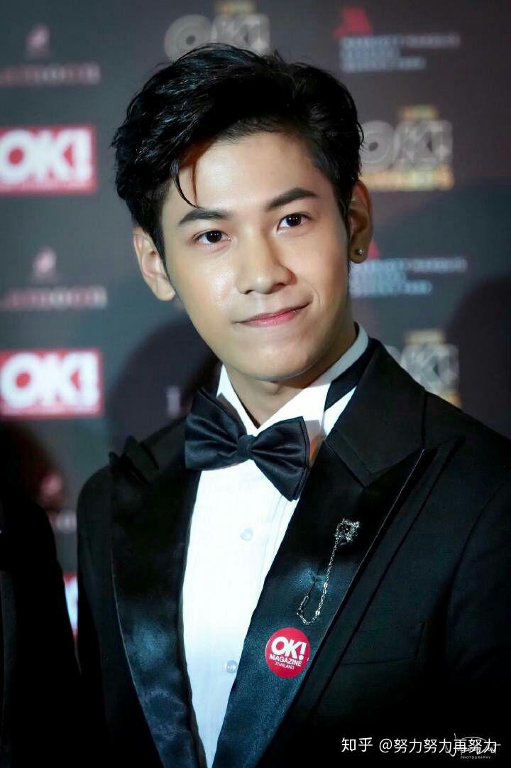 如何评价泰国明星singto的长相