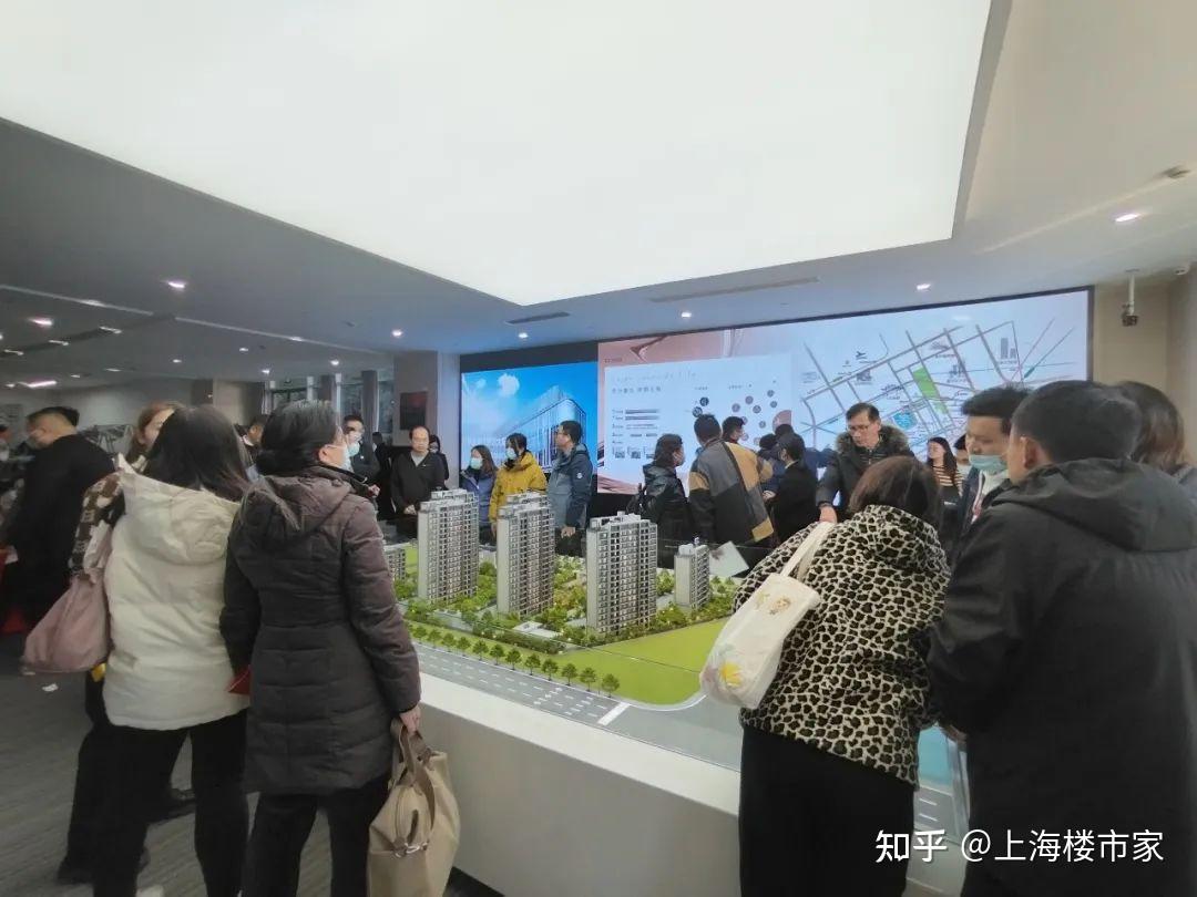 16区最新房价出炉！上海楼市“几乎已经全部处于买方市场” - 知乎