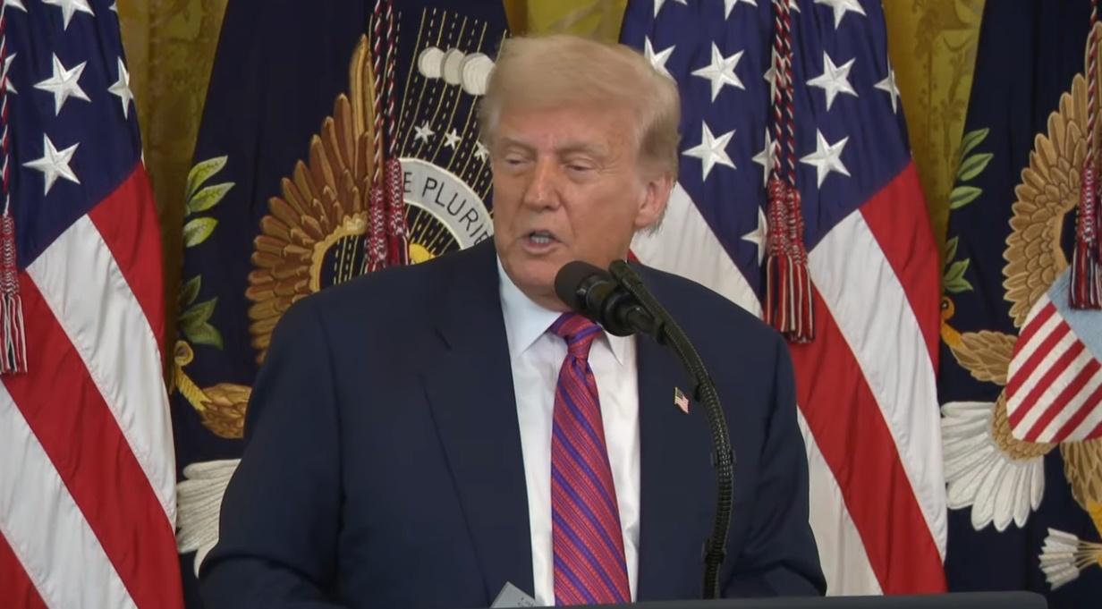 美国总统特朗普签署稳定币相关法案，美政府力推稳定币有什么目的？能通过稳定币维护美元地位吗？ - 知乎