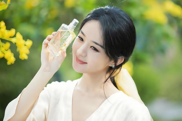 27娱乐爆料:赵丽颖,肖战,唐嫣,王俊凯,杨颖,成毅,白鹿,赵露思,田曦薇