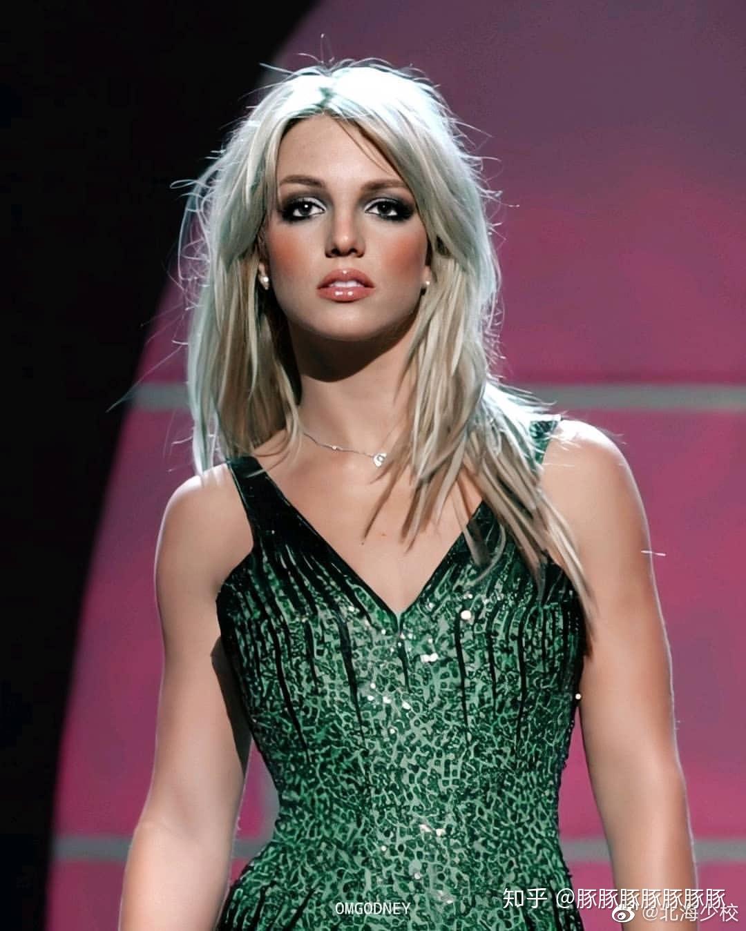 布兰妮年轻时的颜可以说是神颜吗