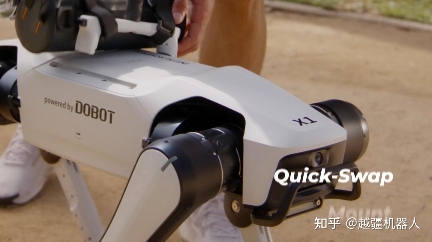 告别PPT造车?越疆Rover X1实测:年轻人为什么需要一只“运动机器狗”?