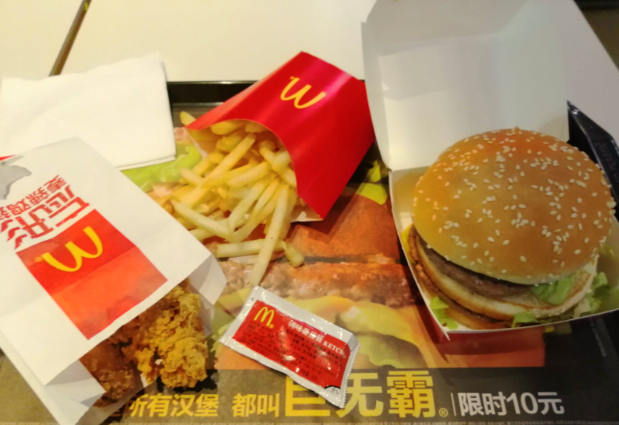 原创逐句陪练】2021年6月英语四级作文真题：科技是否会让人变得懒惰- 知乎