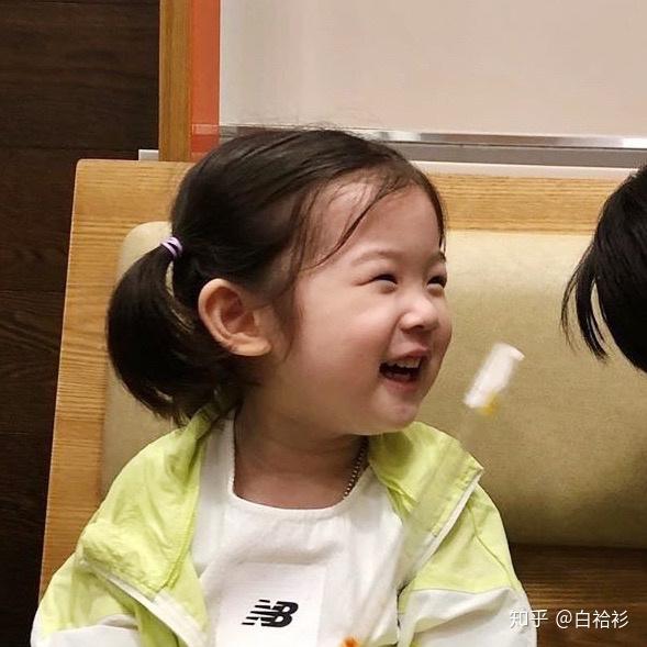 有没有金雪小朋友和其他男孩子的情头呀?
