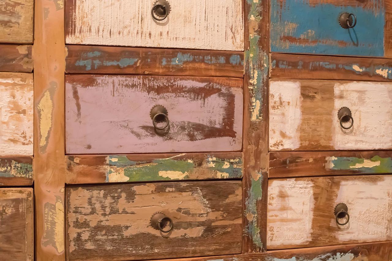 衣柜抽屉怎么使用