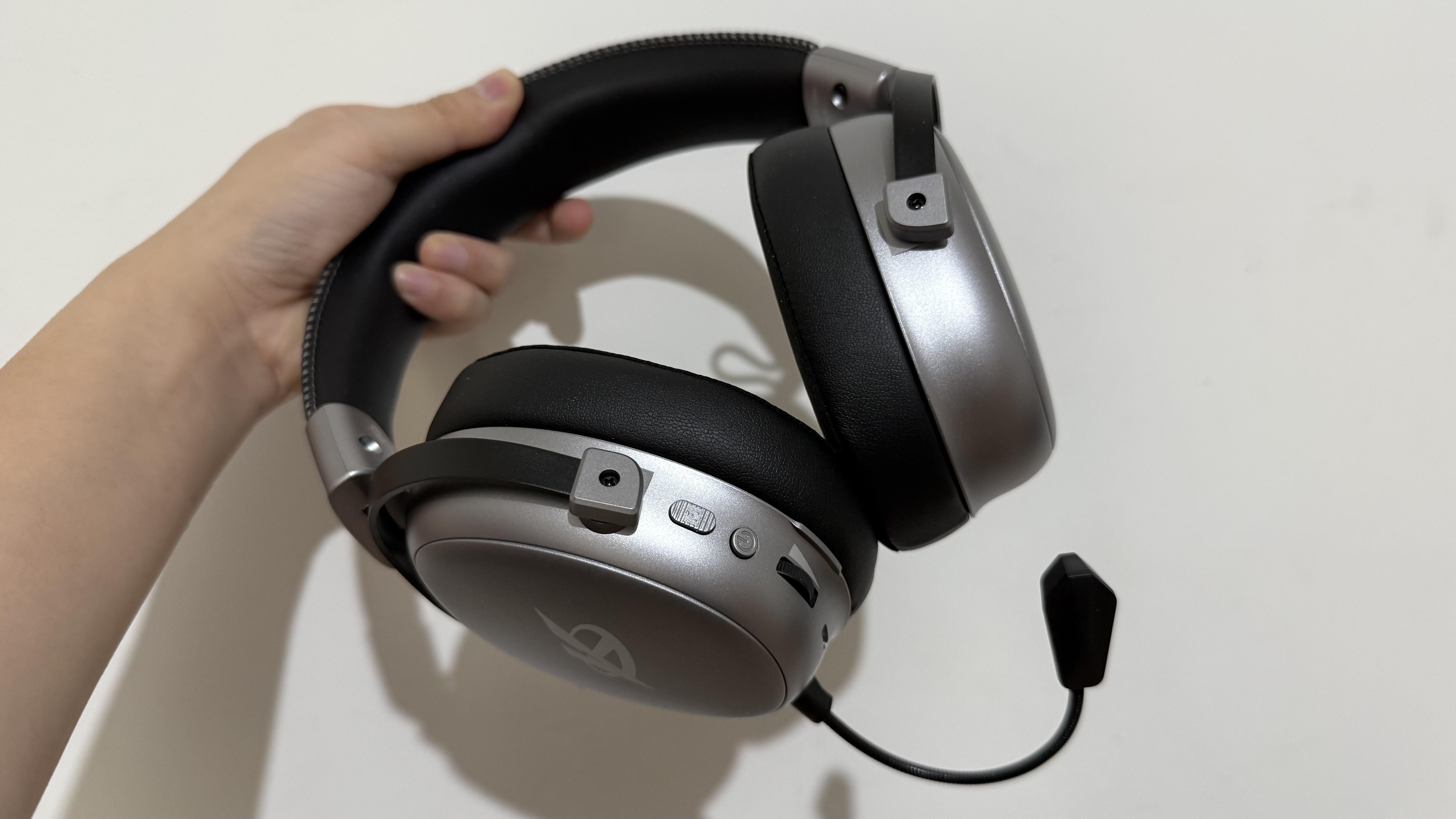 给大家分享一款电竞头戴式耳机实测使用感受!