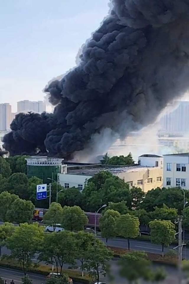 昆山大爆炸事故图片