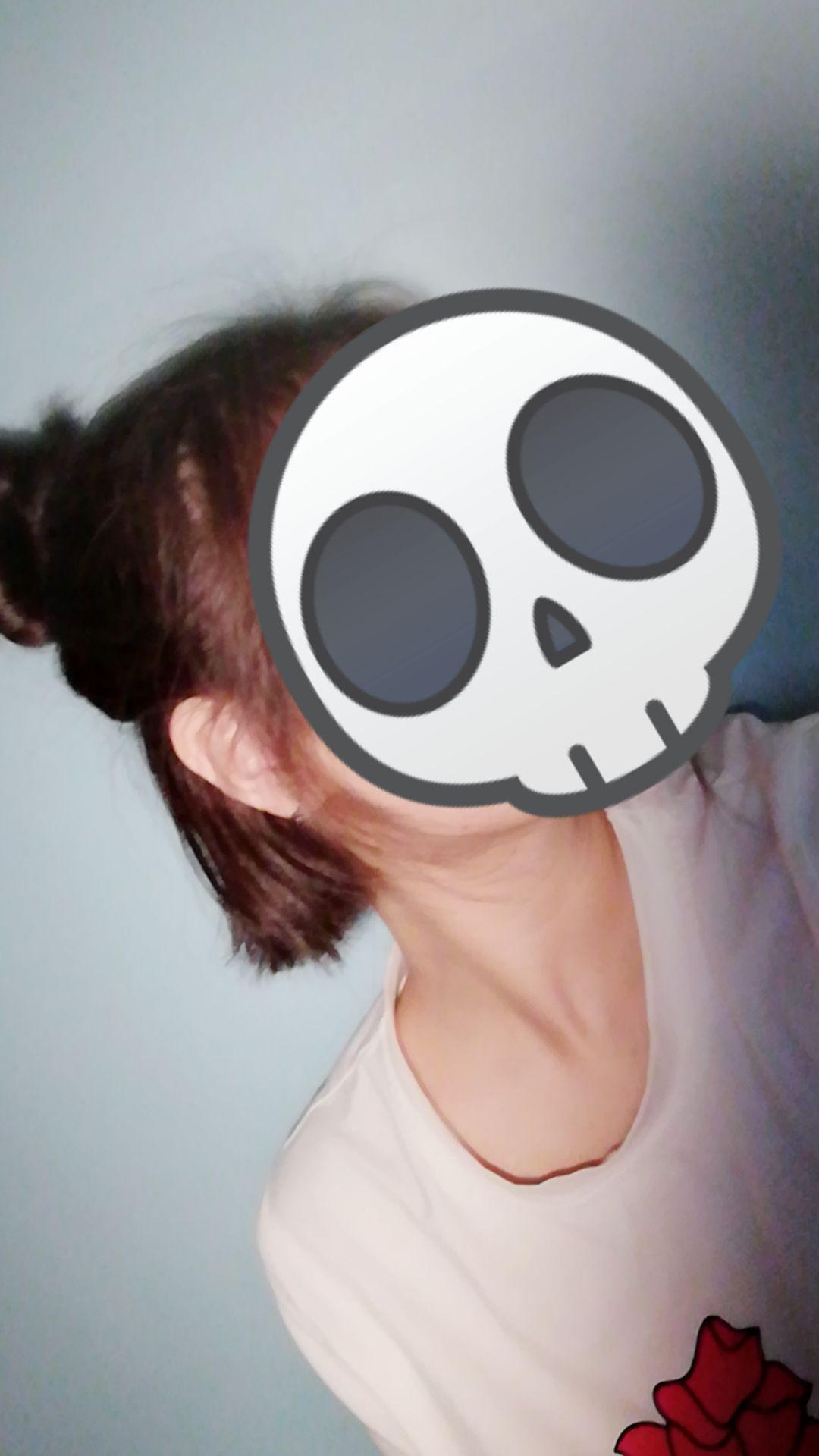 你们觉得女生把脑袋后面的头发剃了怎么样