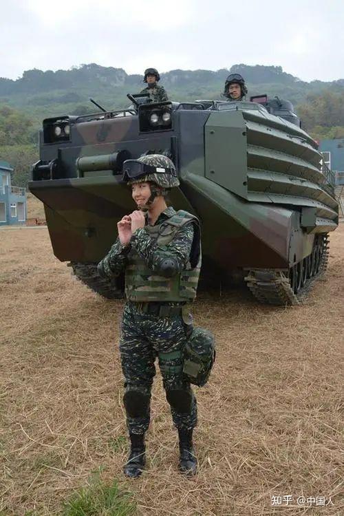 为什么台军女兵着军装要穿高跟鞋? - 知乎
