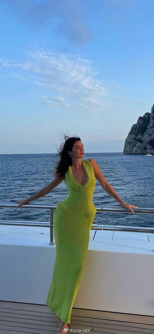 有没有肯豆的壁纸啊全身的那种