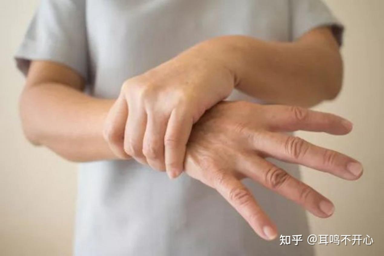 手抖特发性震颤其实很简单，做好这几点轻松就能好！ - 知乎