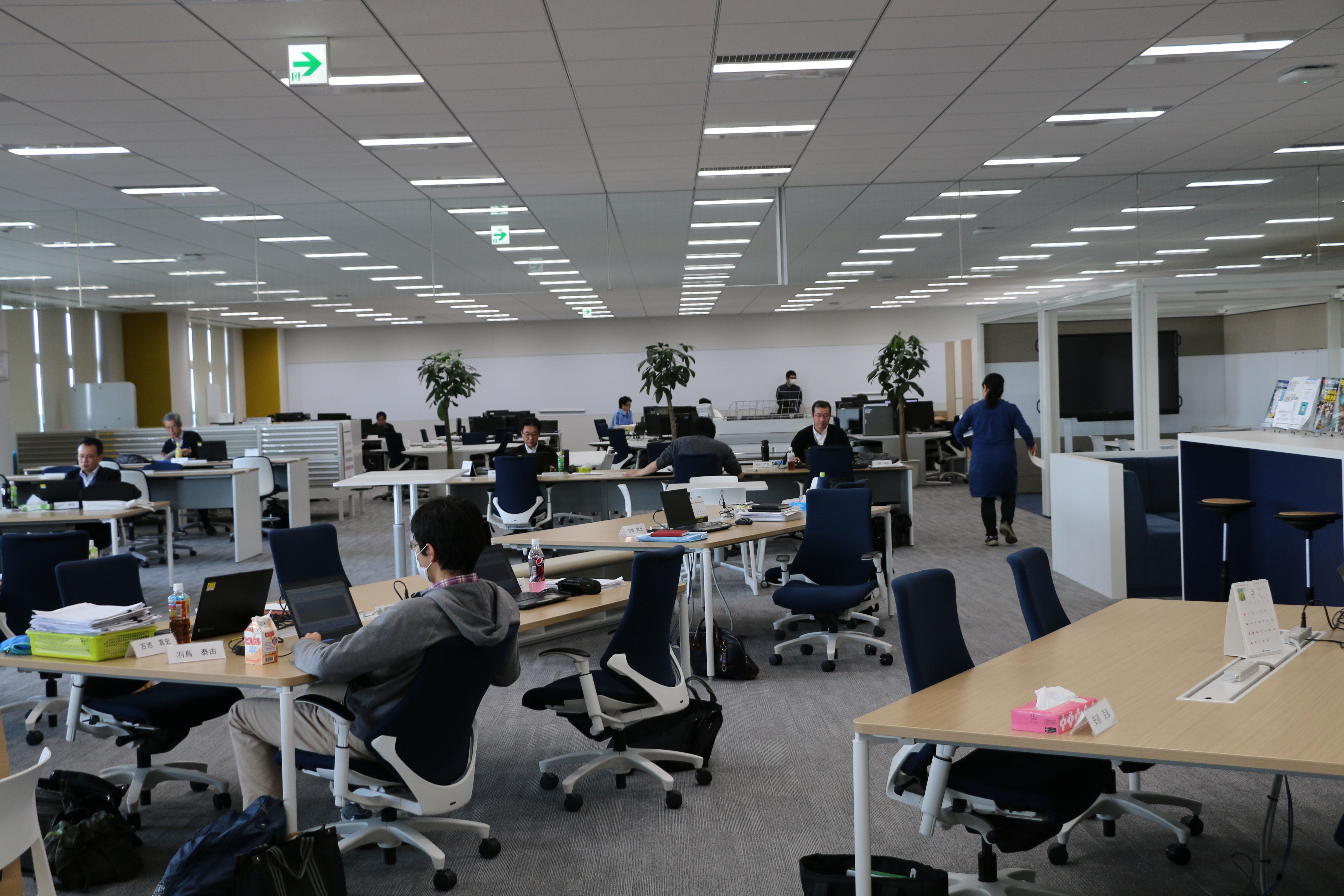 很想知道在大型互联网公司办公室工作环境是怎样的