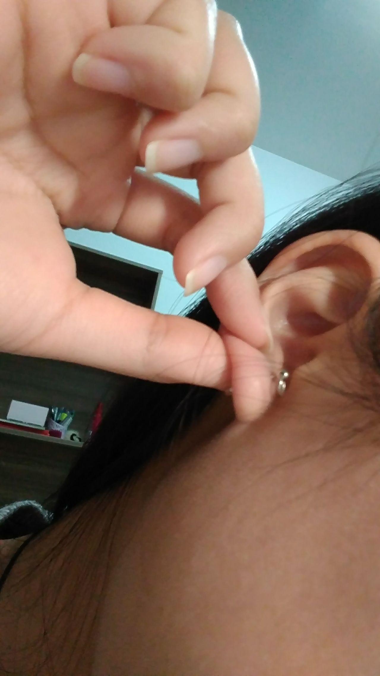 耳垂厚而且大适不适合打耳洞啊