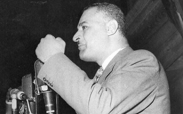 图源:associated press不纳赛尔讲话中同也,埃及军队强行进入运河区