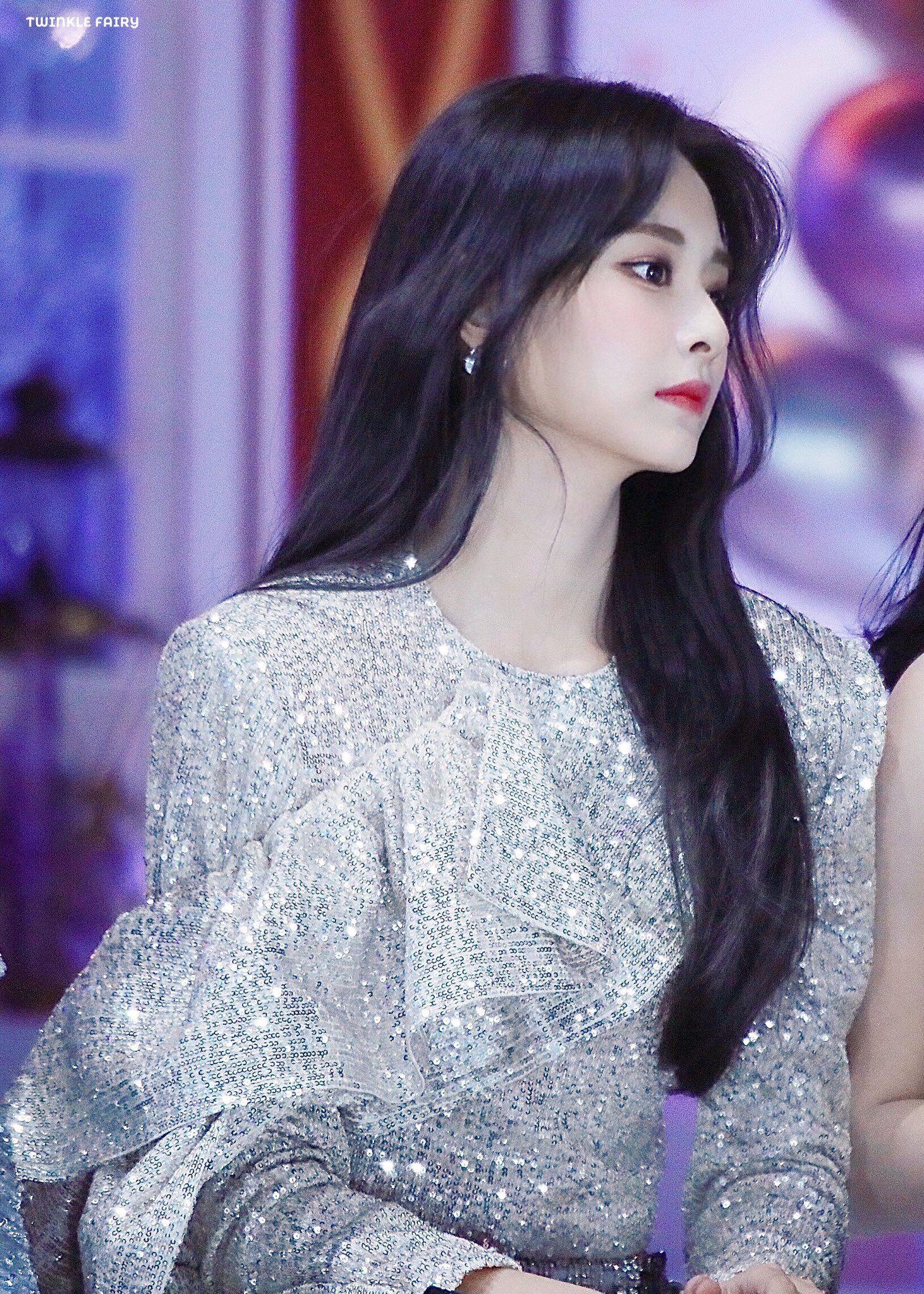 red velvet裴珠泫好看还是twice周子瑜好看啊? - 知乎