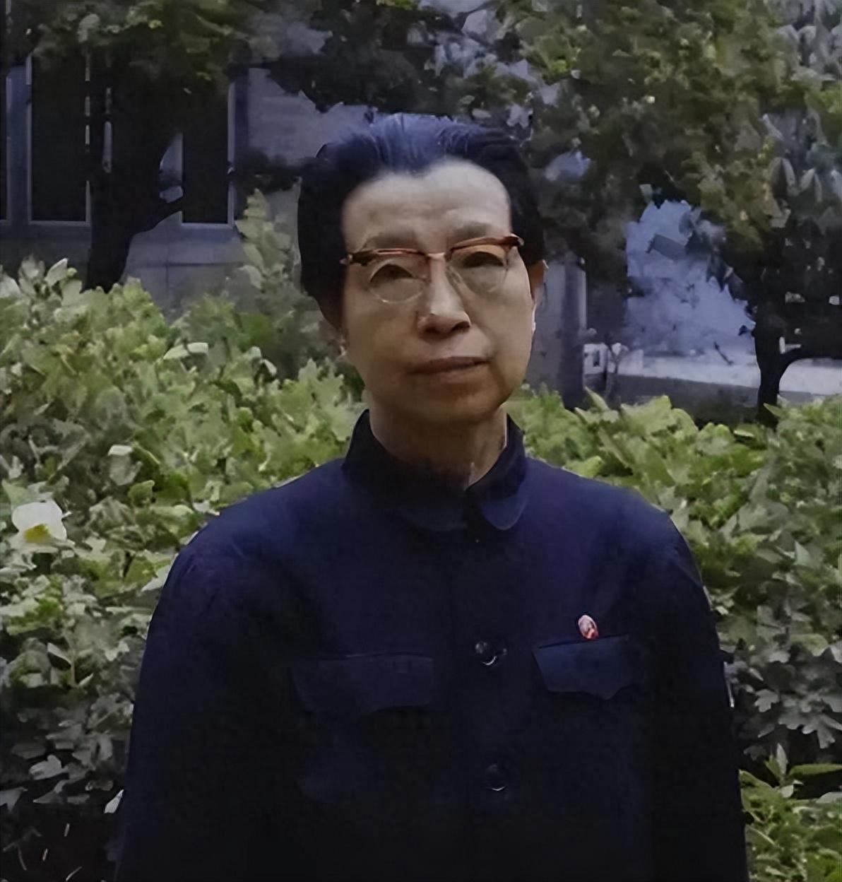 林彪身亡后,毛主席不想再见江青,汪东兴:只要您下令,我就敢拦 - 知乎