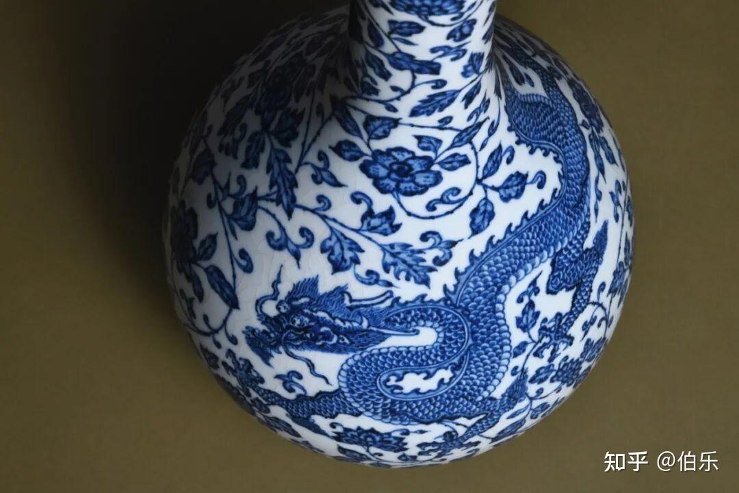 清雍正仿宣窑青花花间行龙大胆瓶｜北京博美2025十周年秋拍- 知乎