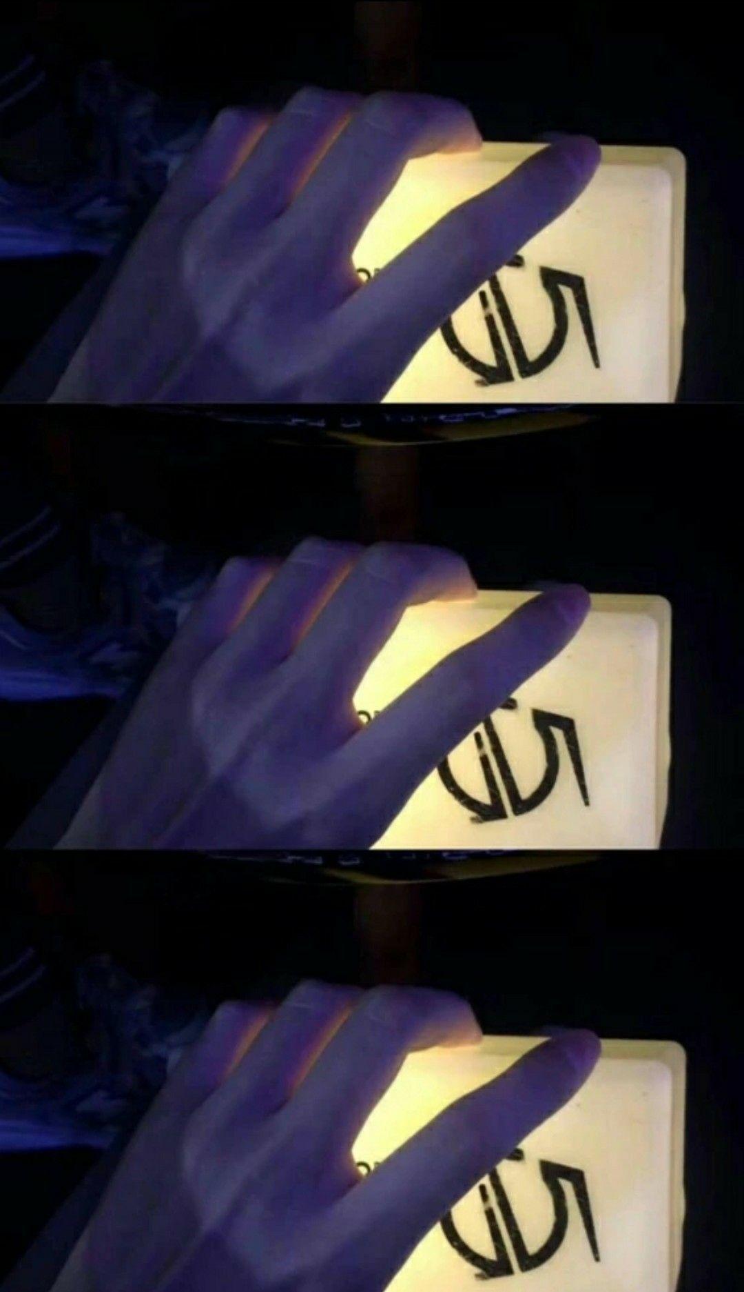 有没有适合手控的三格壁纸