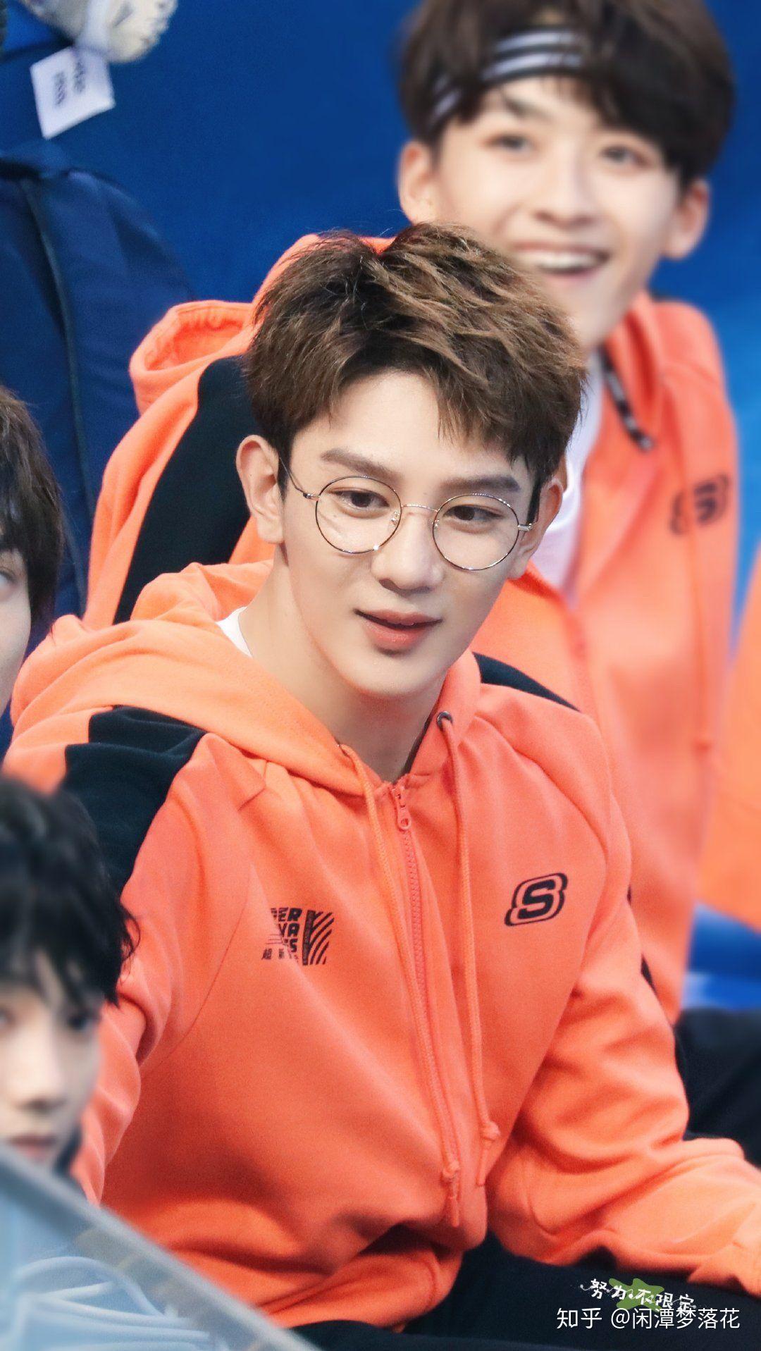 r1se成员有哪些的神图? - 知乎