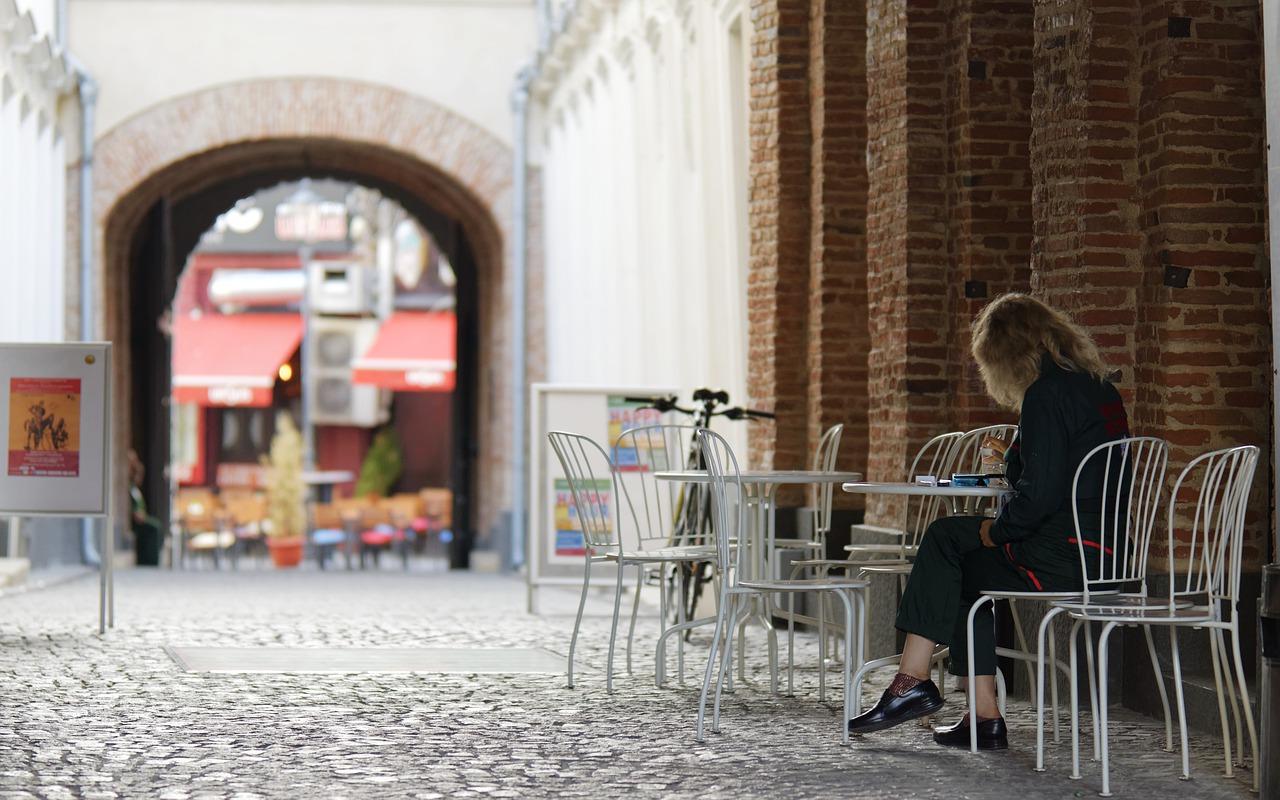 2. 房屋承重分隔