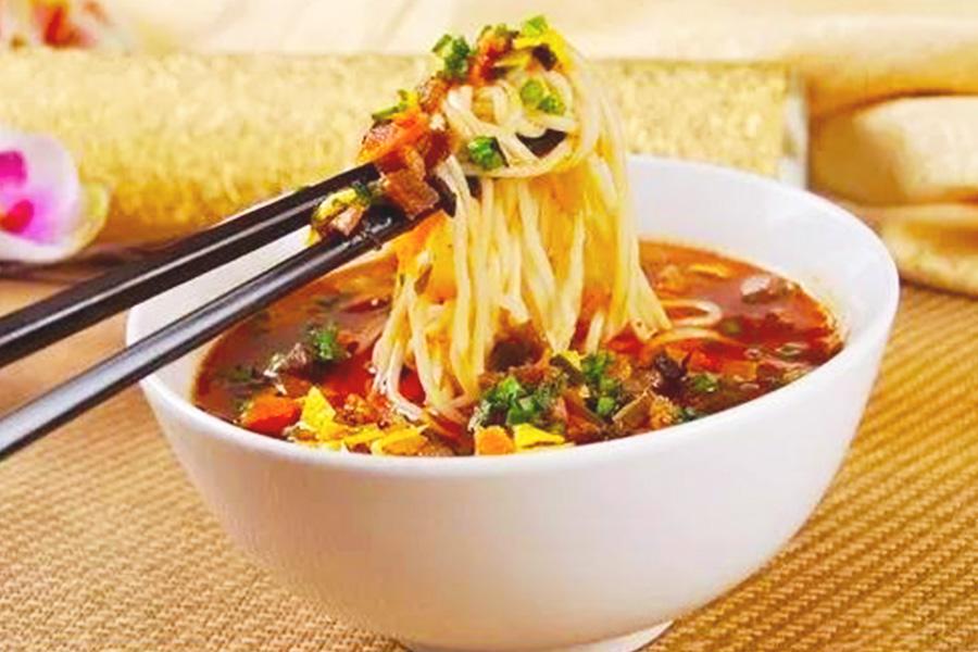 煮面条,最忌开水下锅,30年煮面经验,用这“4招”,筋道滑爽 - 知乎