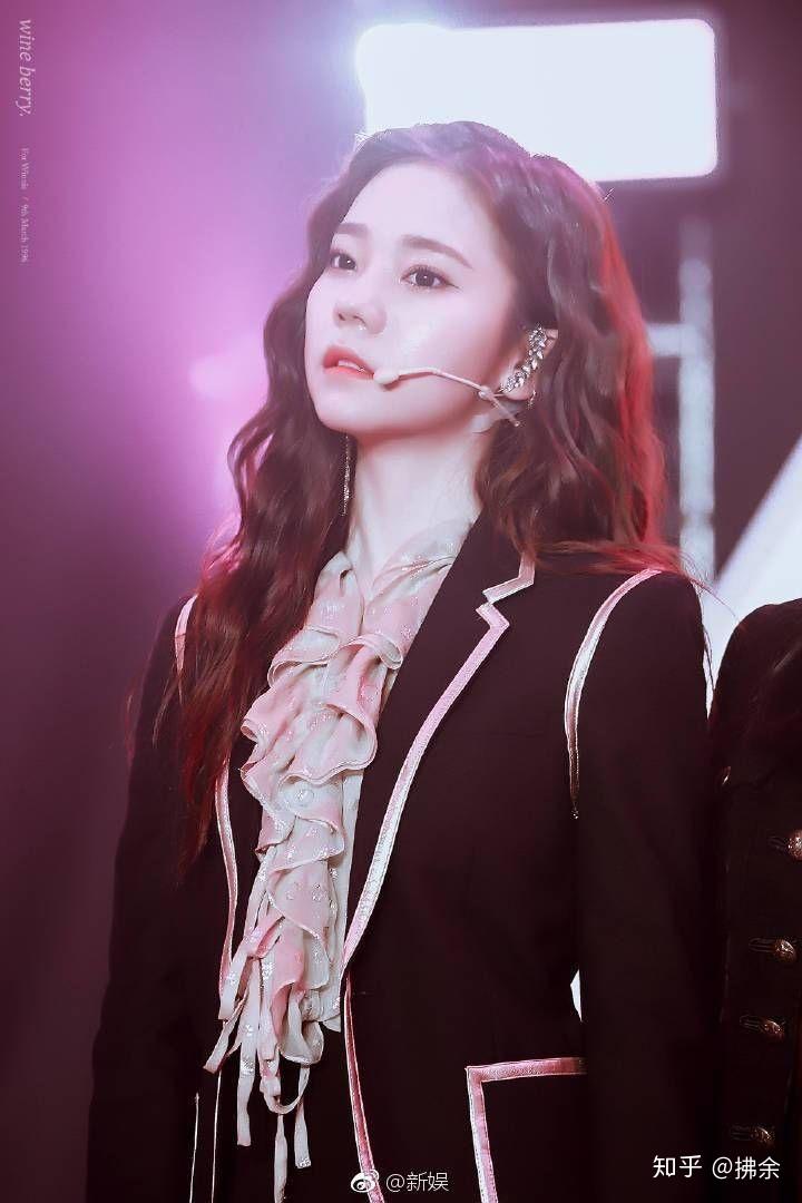 火箭少女101的成员张紫宁有哪些好看的图