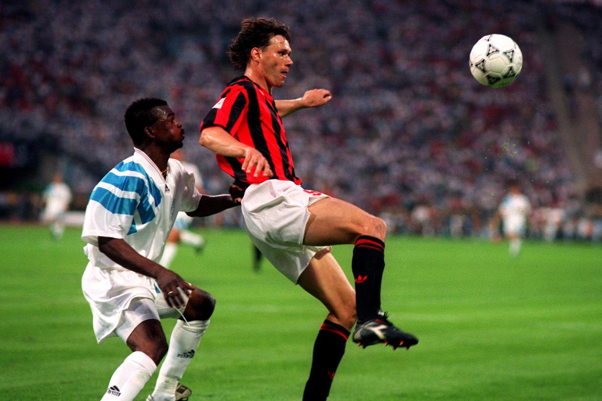 范·巴斯滕巅峰时期究竟有多强?