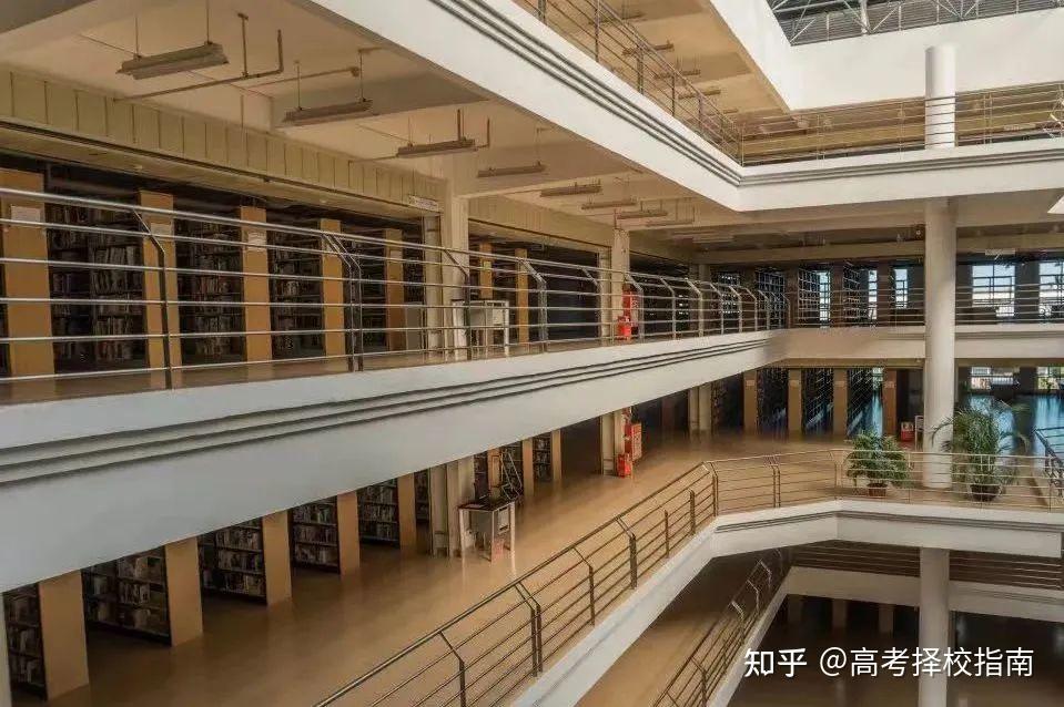 民办|【广州城建职业学院】录取分数/学校环境、宿舍介绍！ - 知乎