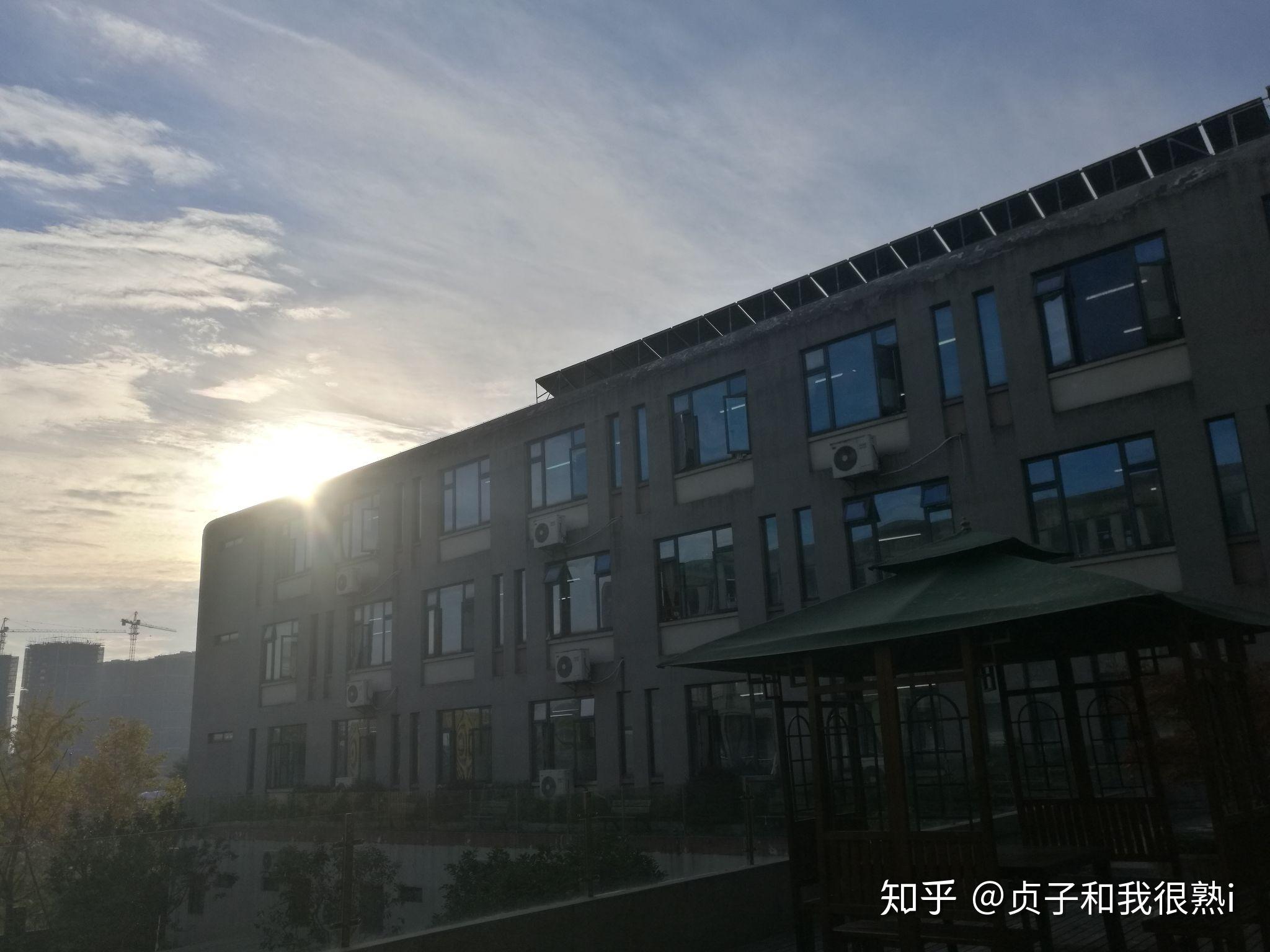 杭州市锦绣中学图片图片