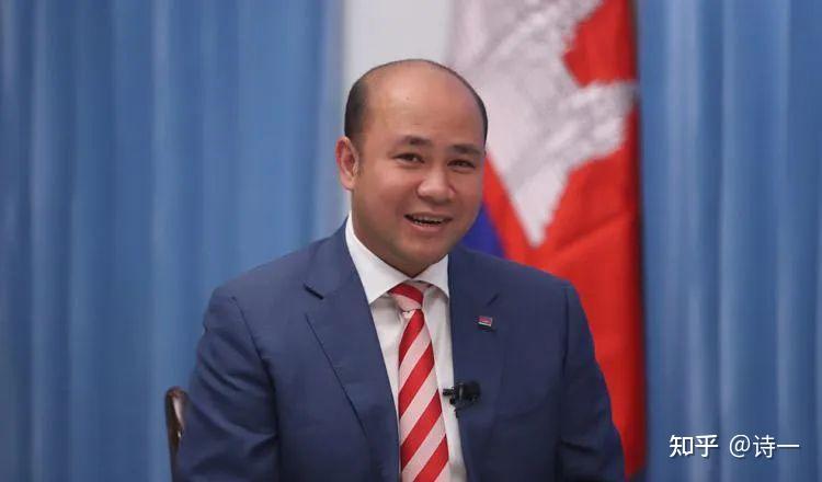 如何评价柬埔寨首相洪森