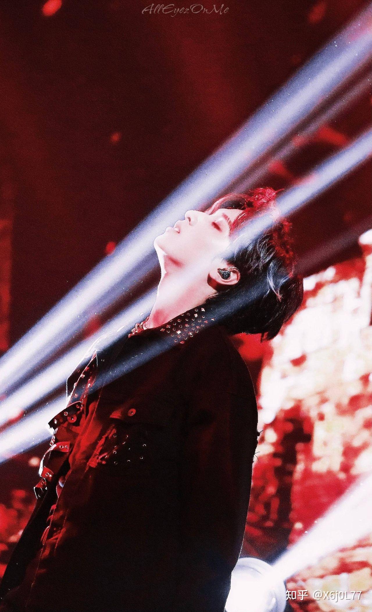 可以分享一下严浩翔的舞台造型图片吗? - 知乎