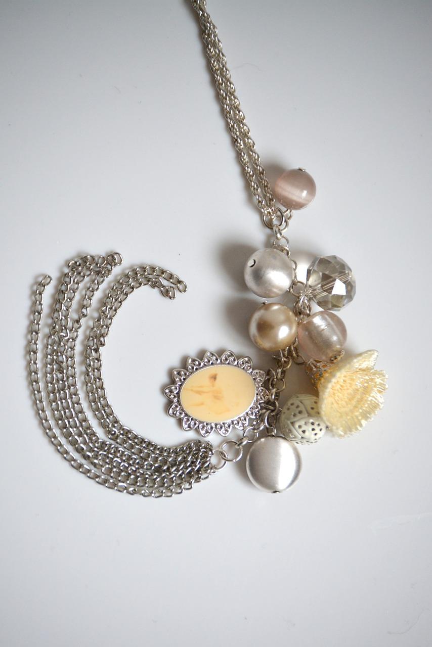 4. 质地细腻光泽