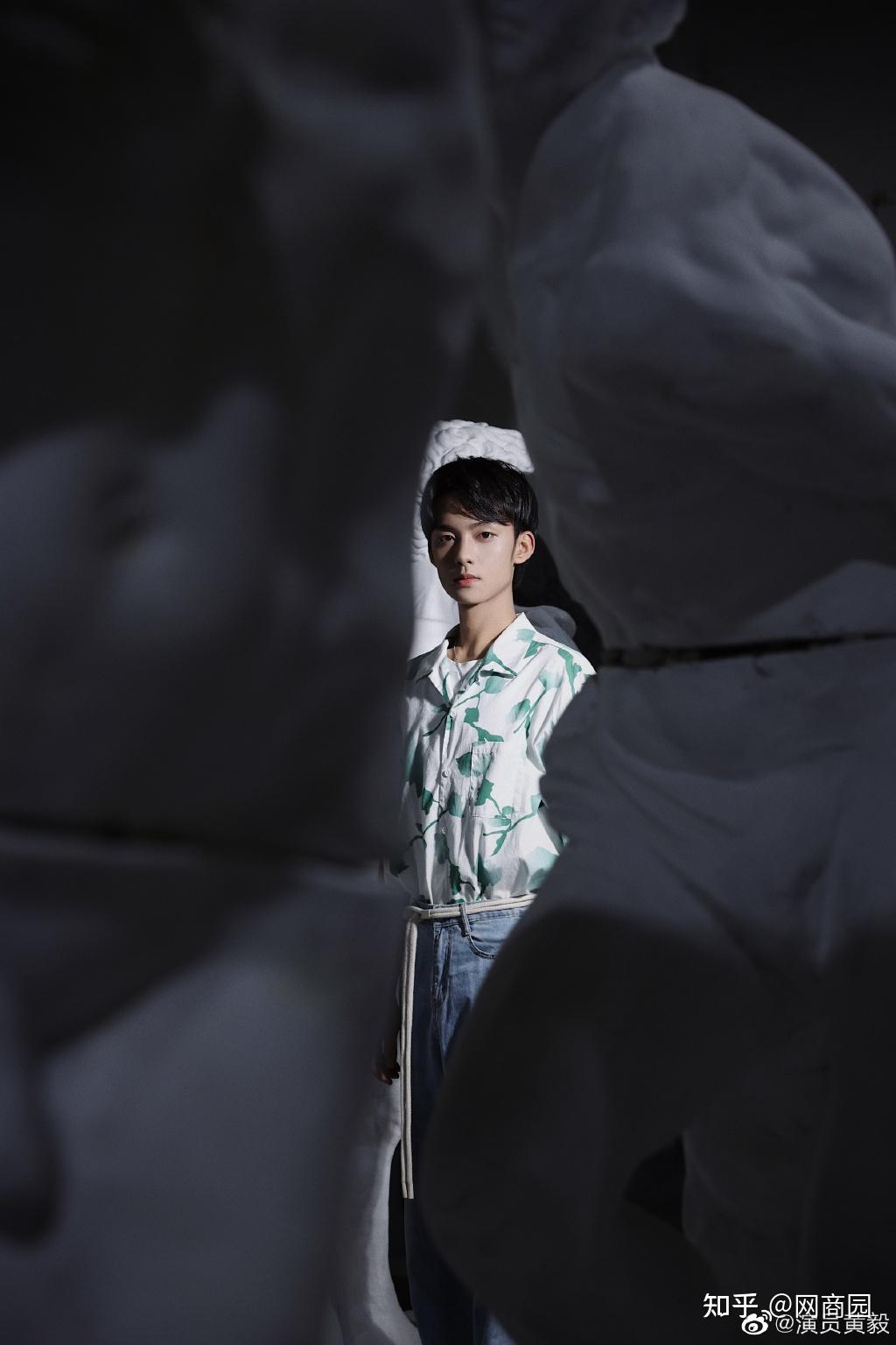 黄毅:这究竟是谁,03年演员《大唐荣耀》《乔家的儿女》好戏不断 - 知乎